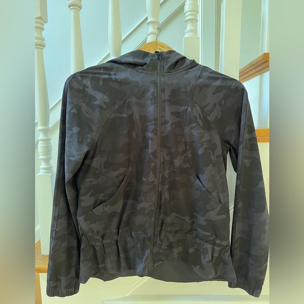 Lululemon black camp jacket